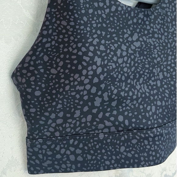 Fabletics Gray & Black No-Bounce High Impact Sports Bra Size S (See Description) - Picture 3 of 8